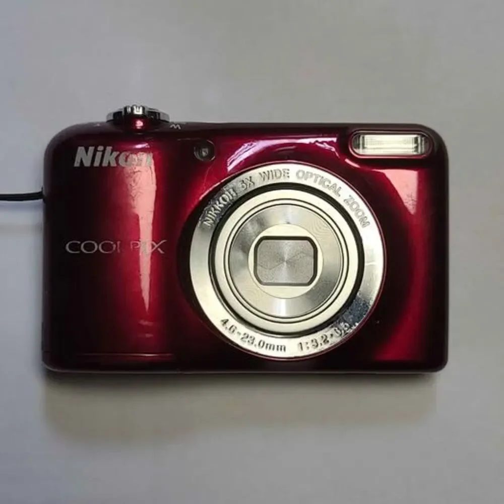 Nikon Coolpix L29 Digital Camera